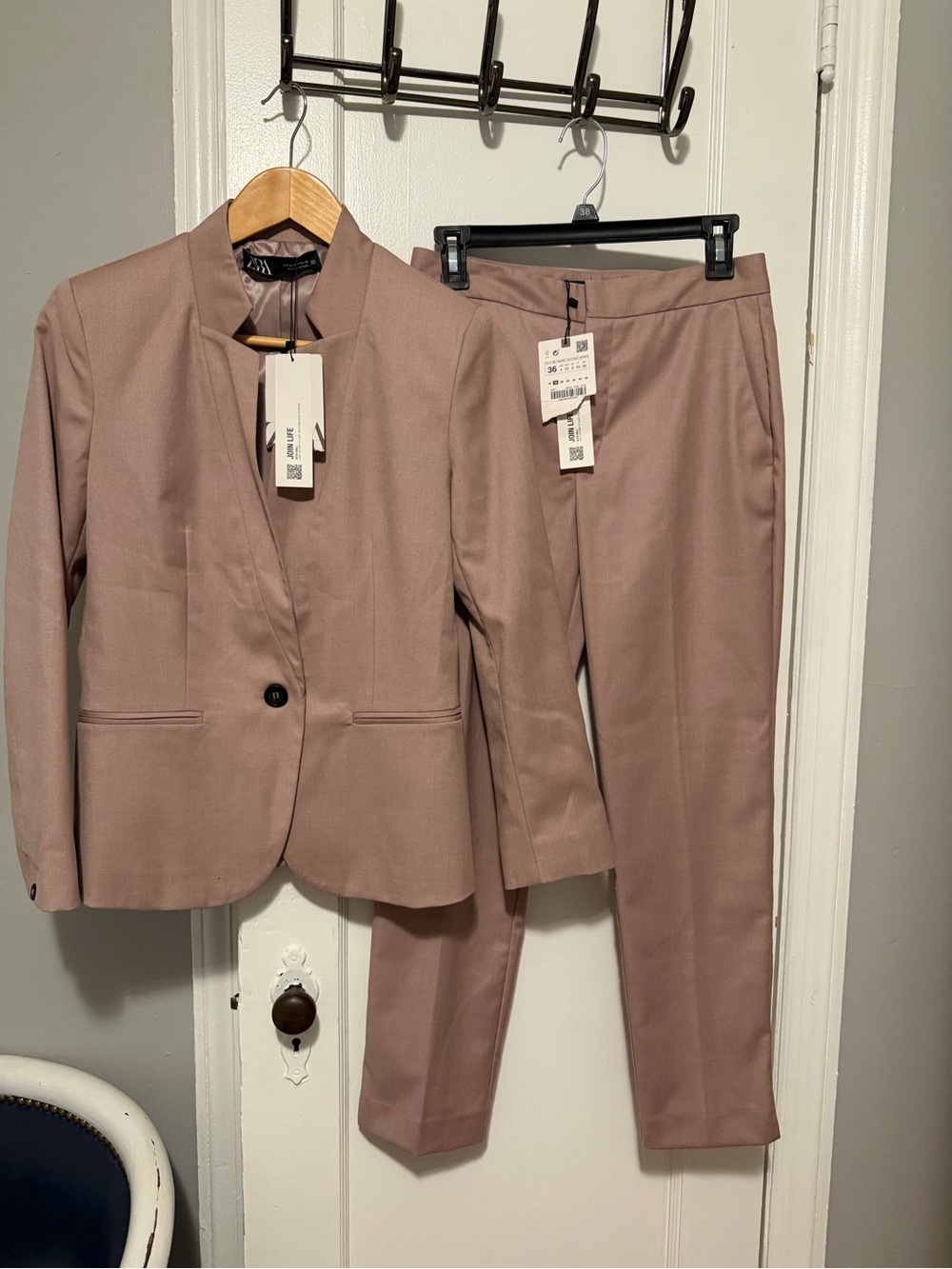 Blush Pink Women's Blazer & Pants Suit Set